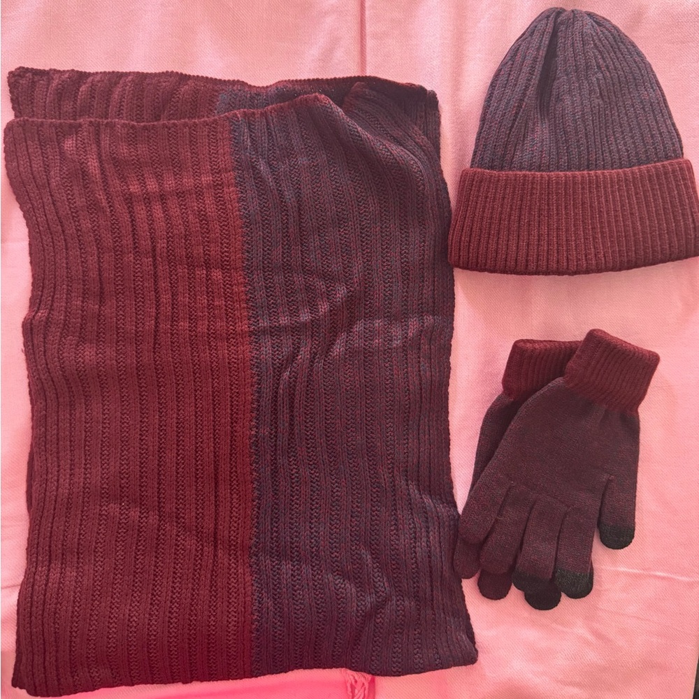 Men's Burgundy Winter Accessory Set
